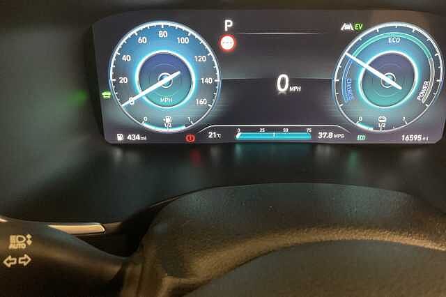 Hyundai SANTA FE 1.6 TGDi Hybrid Ultimate 5dr Auto