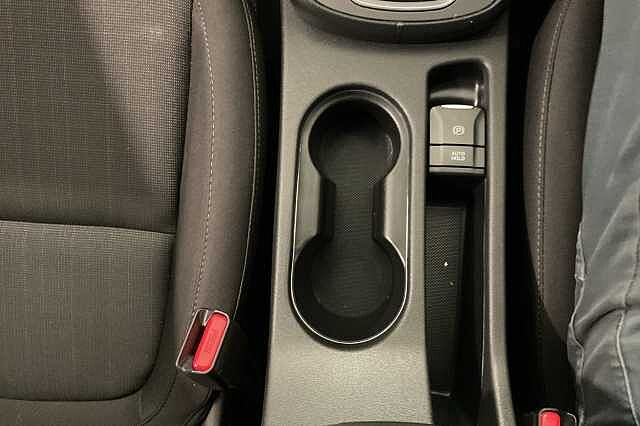 Hyundai KONA 1.6 GDi Hybrid Premium 5dr DCT White