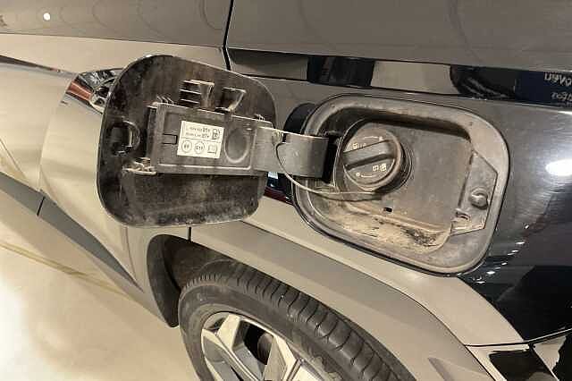Hyundai TUCSON 1.6 TGDi Hybrid 230 Premium 5dr 2WD Auto Black