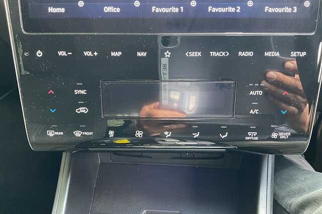 Hyundai TUCSON 1.6 TGDi Hybrid 230 Premium 5dr 2WD Auto