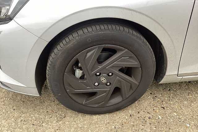 Hyundai i20 1.0T GDi 90 Black Line 5dr