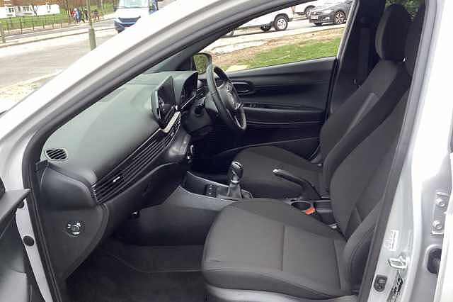 Hyundai i20 1.0T GDi 90 Black Line 5dr