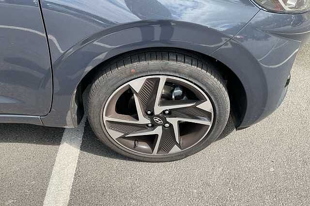 Hyundai i10 1.0 [63] Premium 5dr Auto [Nav]