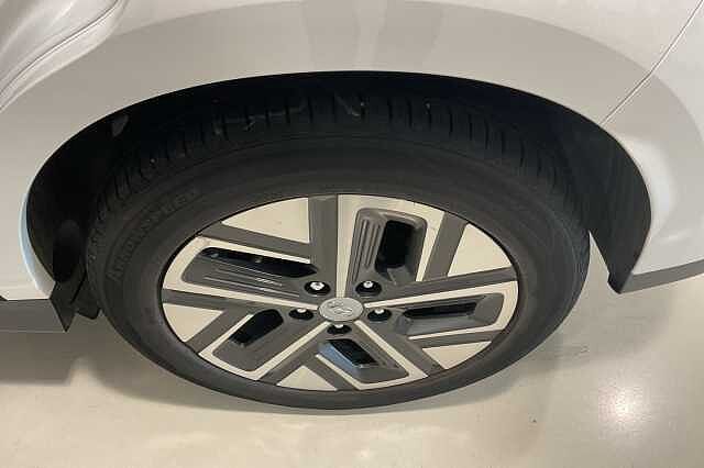Hyundai KONA 150kW Premium 64kWh 5dr Auto White