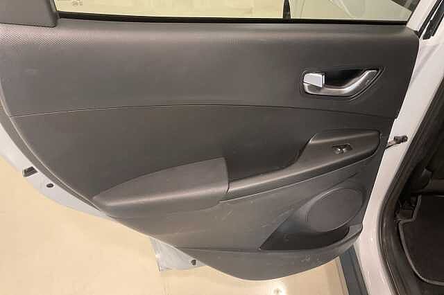 Hyundai KONA 150kW Premium 64kWh 5dr Auto White