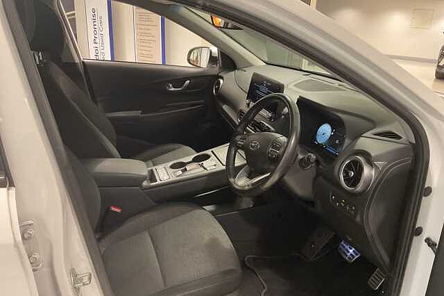Hyundai KONA 150kW Premium 64kWh 5dr Auto White