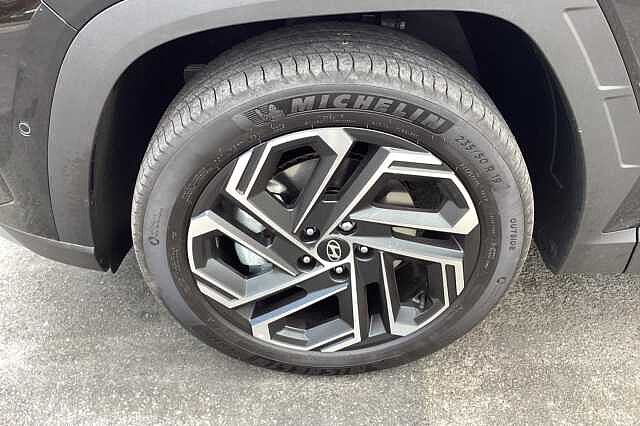 Hyundai TUCSON 1.6T Plug-in Hybrid Ultimate 5dr Auto Black