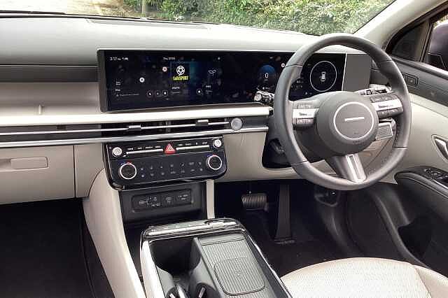 Hyundai TUCSON 1.6T Plug-in Hybrid Ultimate 5dr Auto Black
