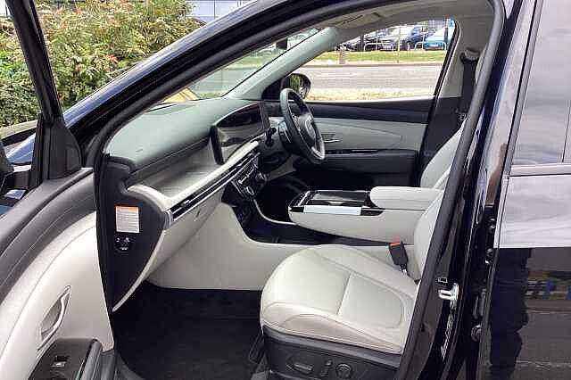 Hyundai TUCSON 1.6T Plug-in Hybrid Ultimate 5dr Auto Black