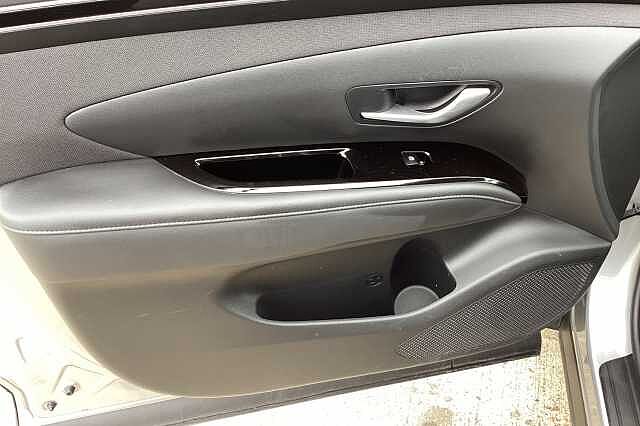 Hyundai TUCSON 1.6 TGDi Hybrid 230 SE Connect 5dr 2WD Auto