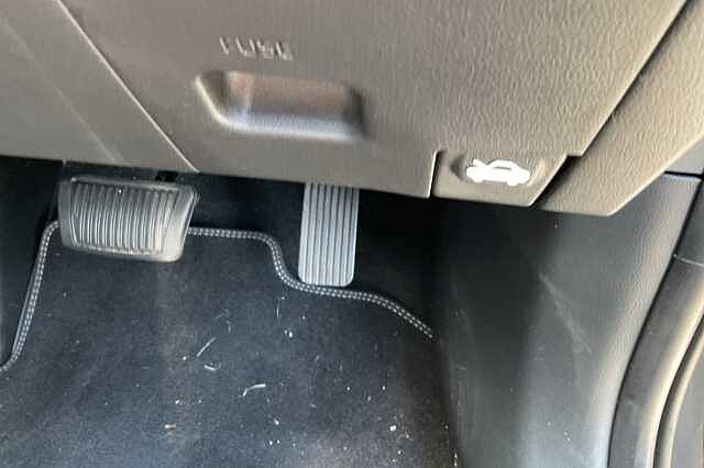 Hyundai KONA 160kW Advance 65kWh 5dr Auto Grey