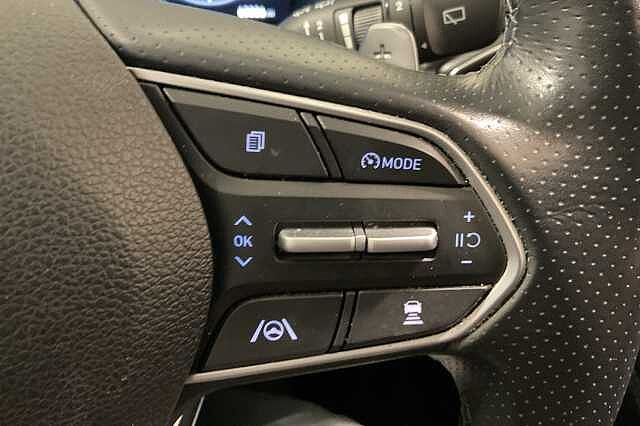 Hyundai SANTA FE 1.6 TGDi Plug-in Hybrid Ultimate 5dr 4WD Auto