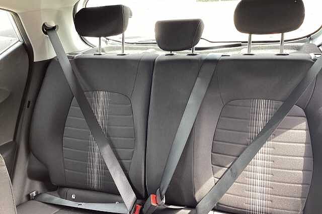 Hyundai I10 1.2 MPi SE Connect 5dr Silver