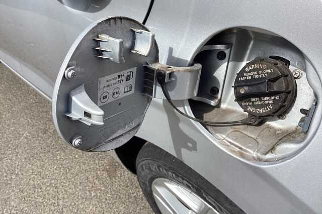 Hyundai I10 1.2 MPi SE Connect 5dr Silver