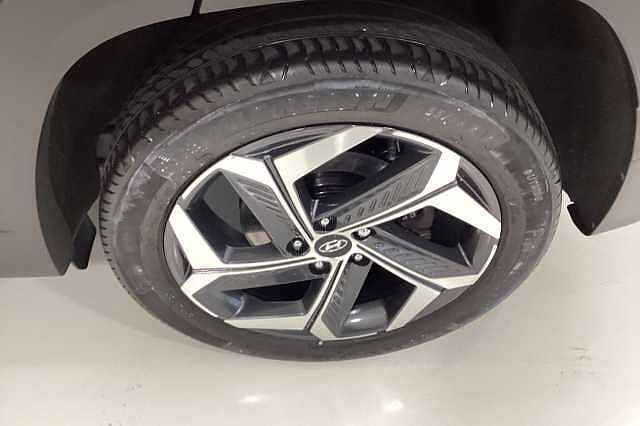 Hyundai TUCSON 1.6 TGDi Plug-in Hybrid Premium 5dr 4WD Auto