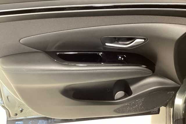 Hyundai TUCSON 1.6 TGDi Plug-in Hybrid Premium 5dr 4WD Auto