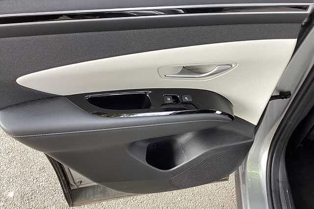 Hyundai TUCSON 1.6 TGDi 48V MHD Ultimate 5dr 2WD DCT