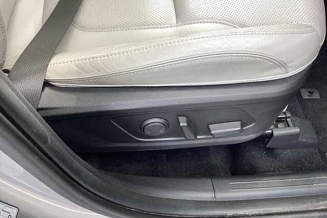 Hyundai TUCSON 1.6 TGDi 48V MHD Ultimate 5dr 2WD DCT