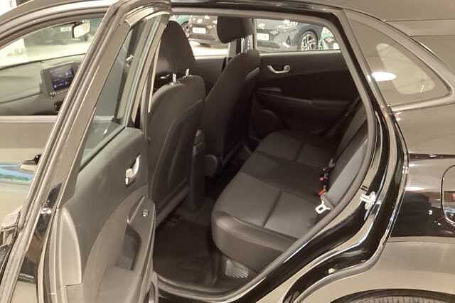 Hyundai KONA 1.6 GDi Hybrid SE Connect 5dr DCT Black