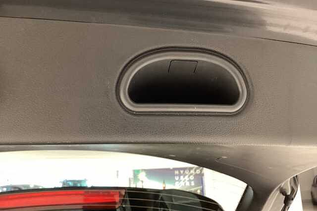 Hyundai KONA 1.6 GDi Hybrid SE Connect 5dr DCT Black