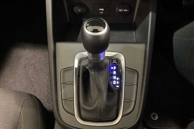 Hyundai KONA 1.6 GDi Hybrid SE Connect 5dr DCT Black