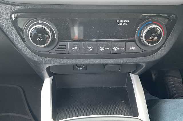 Hyundai I10 1.2 MPi Premium 5dr Auto Green