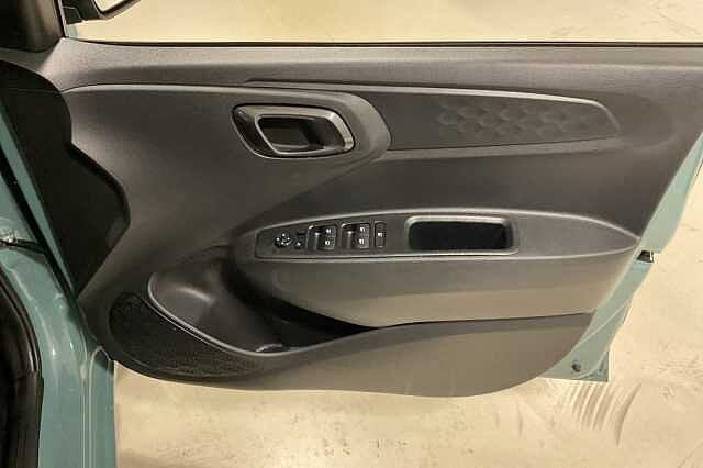 Hyundai i10 1.2 [79] Premium 5dr Auto [Nav]