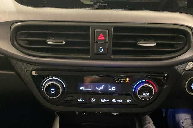 Hyundai i10 1.2 [79] Premium 5dr Auto [Nav]