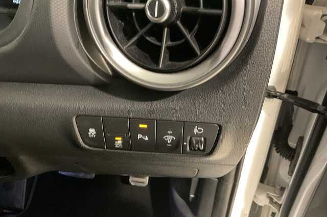 Hyundai KONA 150kW Premium 64kWh 5dr Auto