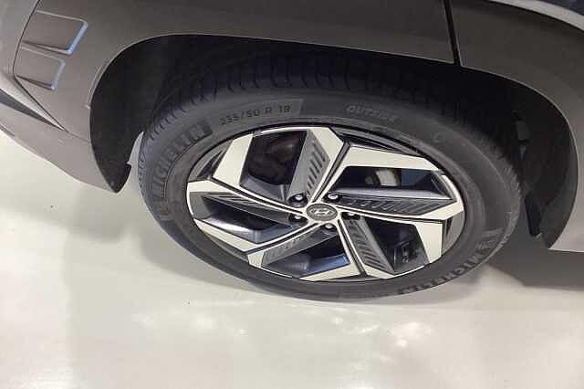 Hyundai TUCSON 1.6 TGDi Plug-in Hybrid Ultimate 5dr 4WD Auto