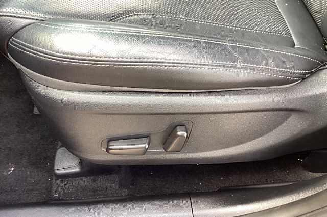 Hyundai SANTA FE 2.2 CRDi Premium SE 5dr 4WD Auto Black