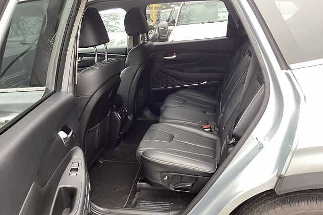 Hyundai SANTA FE 1.6 TGDi Hybrid Premium 5dr Auto Silver