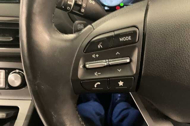 Hyundai KONA 150kW Premium 64kWh 5dr Auto