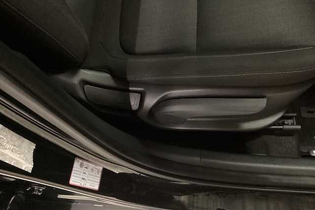 Hyundai KONA 1.6 GDi Hybrid SE Connect 5dr DCT Black