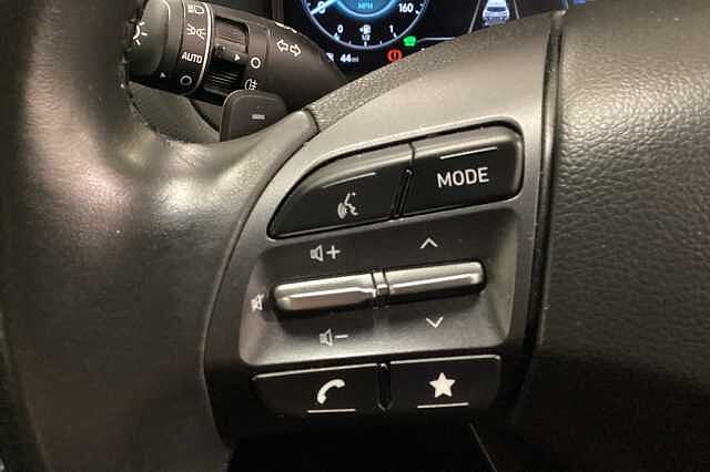 Hyundai KONA 1.6 GDi Hybrid SE Connect 5dr DCT Black