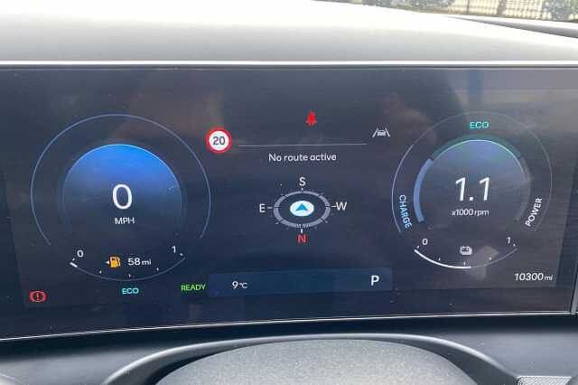 Hyundai TUCSON 1.6T Hybrid N Line 5dr Auto White