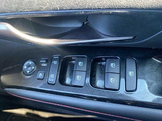 Hyundai TUCSON 1.6 TGDi 48V MHD N Line 5dr 2WD DCT Shimmering Silver