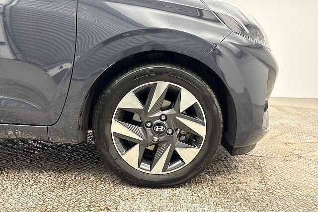 Hyundai KONA 1.6 Hybrid 129 N Line 5dr DCT White