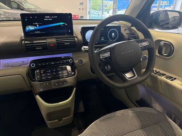 Hyundai INSTER 85kW 02 49kWh 5dr Auto