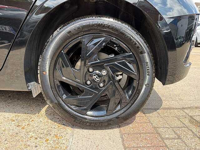 Hyundai I20 1.0T GDi 90 Black Line 5dr