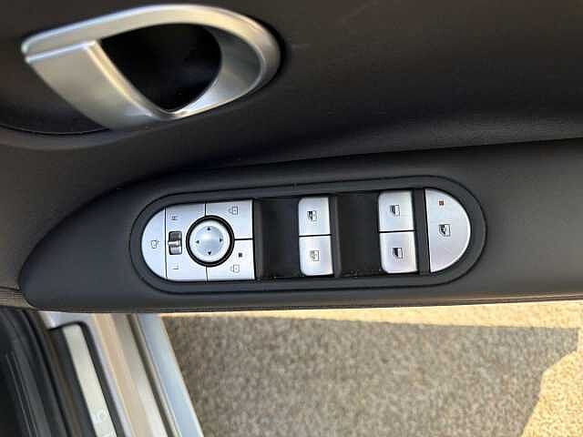 Hyundai IONIQ 5 168kW Ultimate 77 kWh 5dr Auto