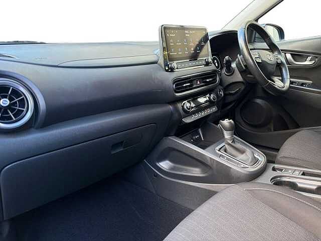 Hyundai KONA 1.6 GDi Hybrid Premium 5dr DCT Dive blue