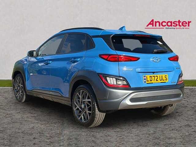 Hyundai KONA 1.6 GDi Hybrid Premium 5dr DCT Dive blue