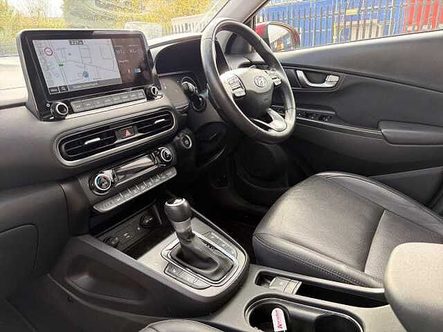 Hyundai KONA 1.6 GDi Hybrid Ultimate 5dr DCT Pearl - Pulse red