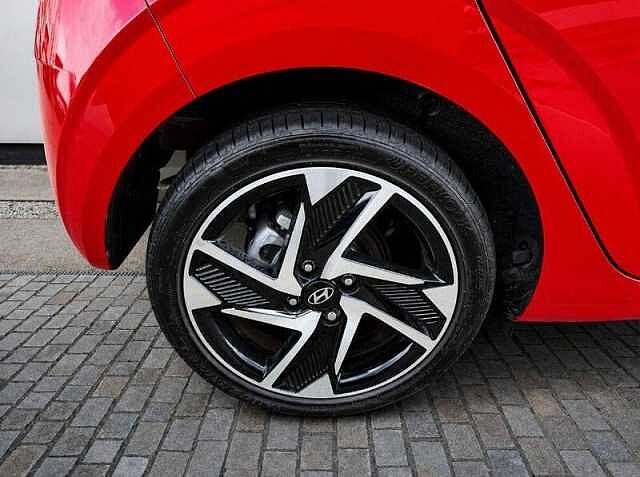 Hyundai i10 1.0 Premium Hatchback 5dr Petrol Auto Euro 6 (s/s) (63 ps)