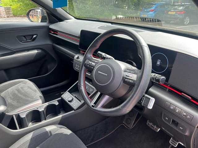 Hyundai KONA 1.6 h-GDi N Line S SUV 5dr Petrol Hybrid DCT Euro 6 (s/s) (129 ps) Abyss Black