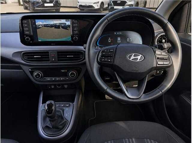 Hyundai i10 1.0 Premium Hatchback 5dr Petrol Auto Euro 6 (s/s) (63 ps)
