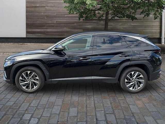 Hyundai TUCSON 1.6 T-GDi Premium SUV 5dr Petrol Manual Euro 6 (s/s) (150 ps) Phantom Black