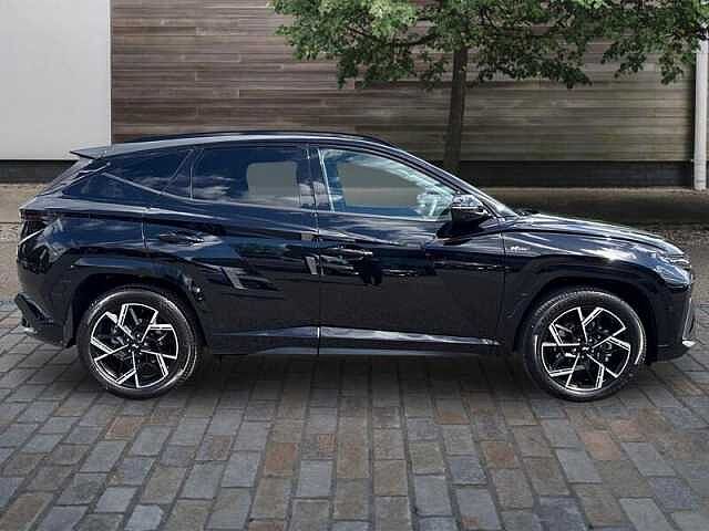 Hyundai TUCSON 1.6 T-GDi N Line S SUV 5dr Petrol Hybrid Auto Euro 6 (s/s) (215 ps) Abyss Black Pearl