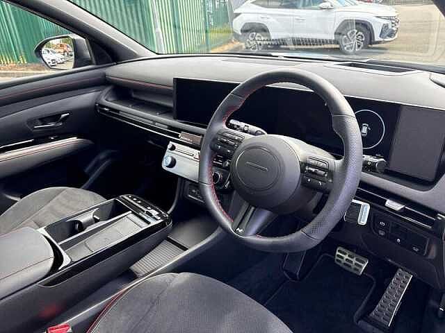 Hyundai TUCSON 1.6 T-GDi N Line S SUV 5dr Petrol Hybrid Auto Euro 6 (s/s) (215 ps) Abyss Black Pearl